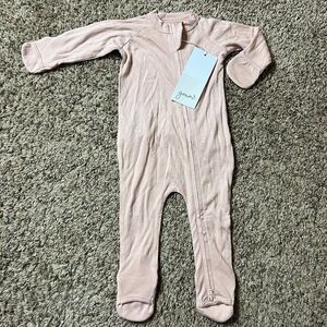 NWT Goumi Kids Rose Footie SZ 3-6 mo Baby Zipper Jumpsuit Pink Bamboo Zippy